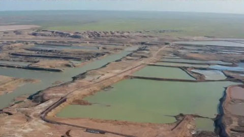 Chinese soda mine