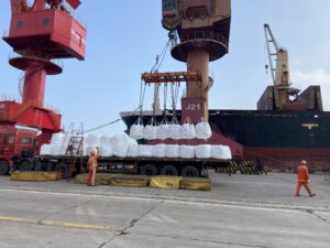 Bulk carrier transportation