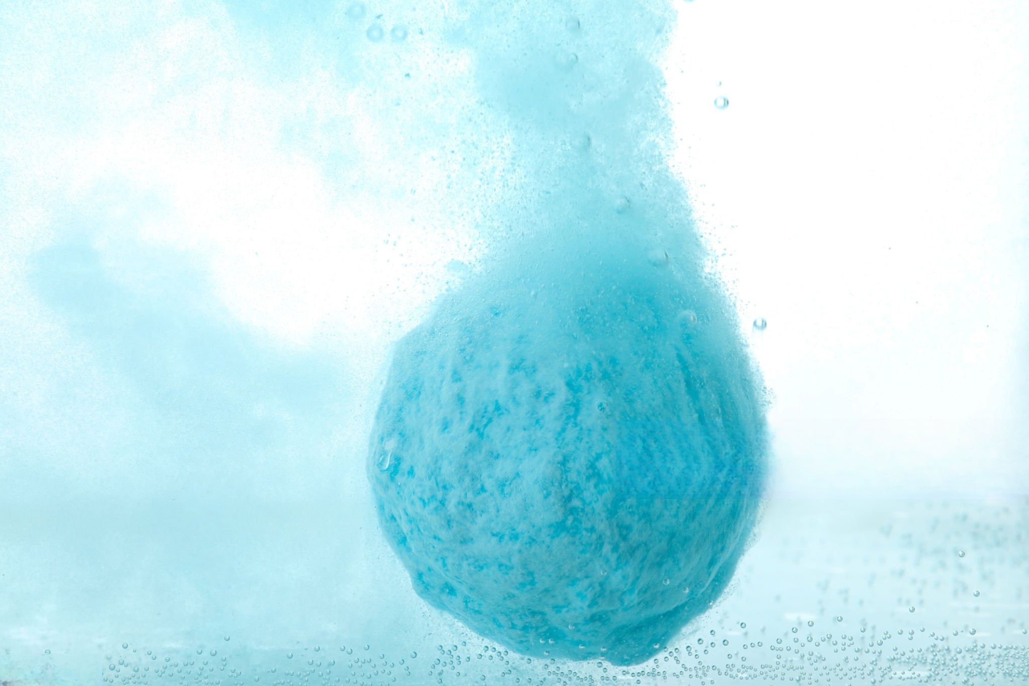 bath bombs made from colored speckles